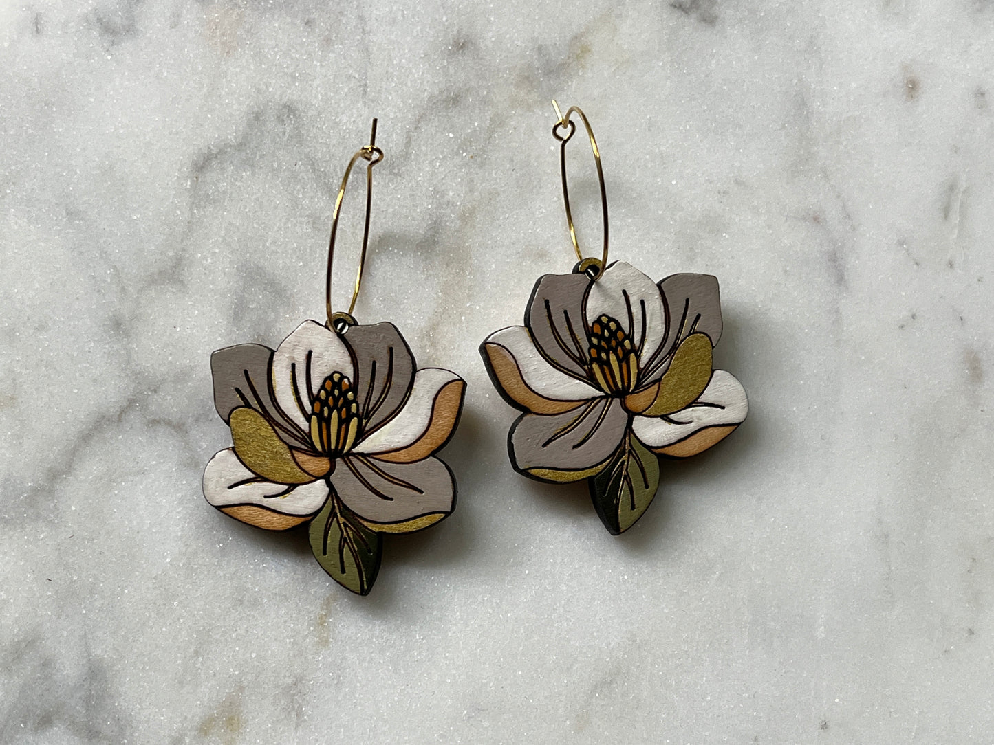 Magnolia hoops