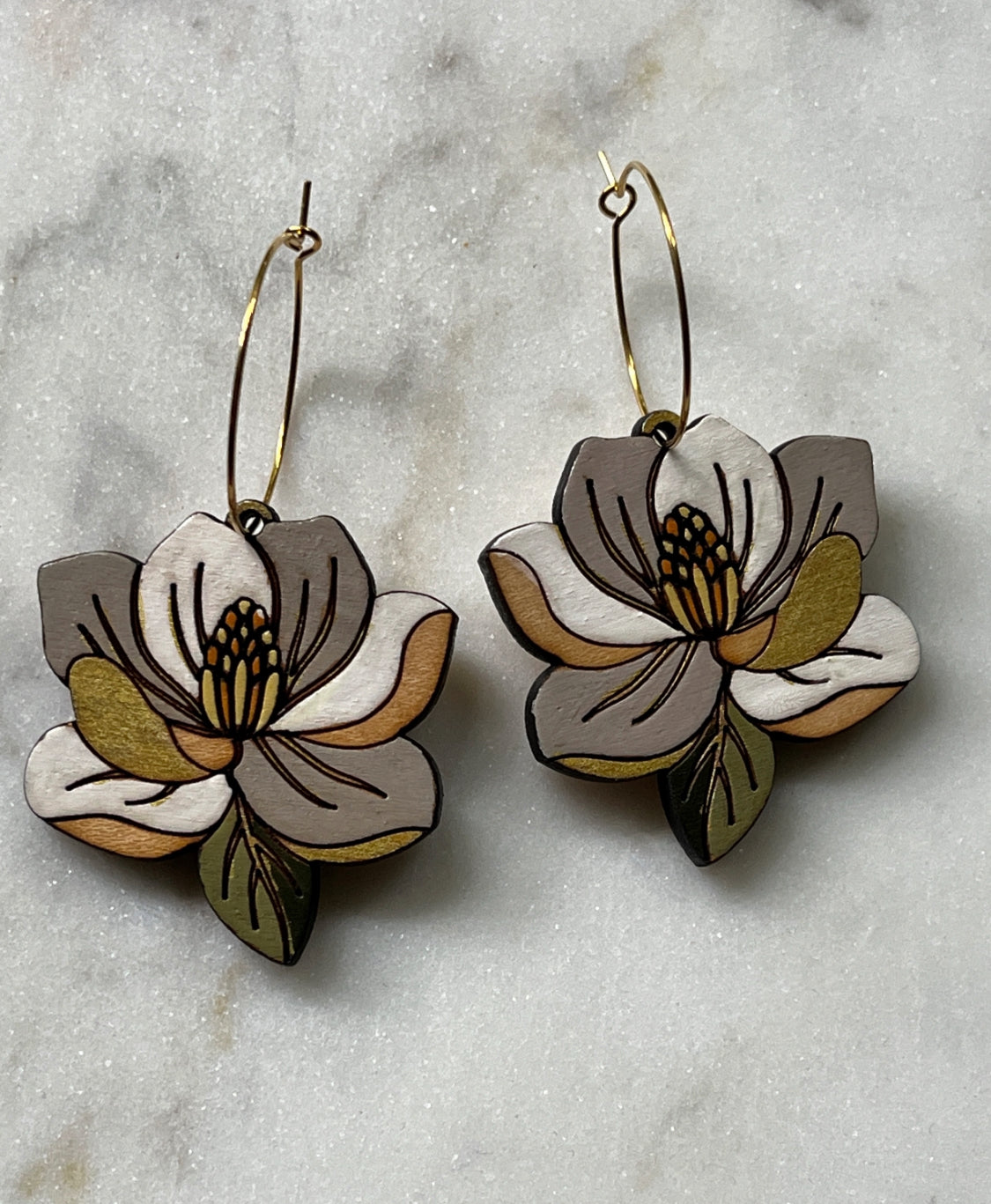 Magnolia hoops